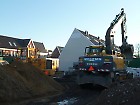 Het riool wordt onder de nieuwe straat aangelegd. Januari 2013